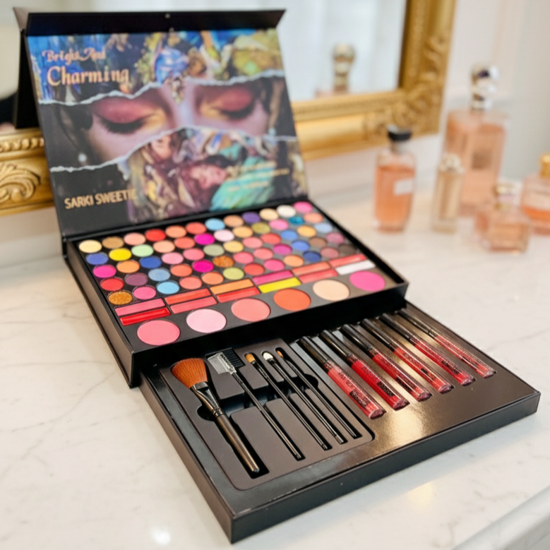KIT DE MAQUILLAJE BRIGHT CHARMING - Imagen 2