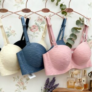 BRASIER SIN COSTURA LINEA ZEBRA VERTICAL L179